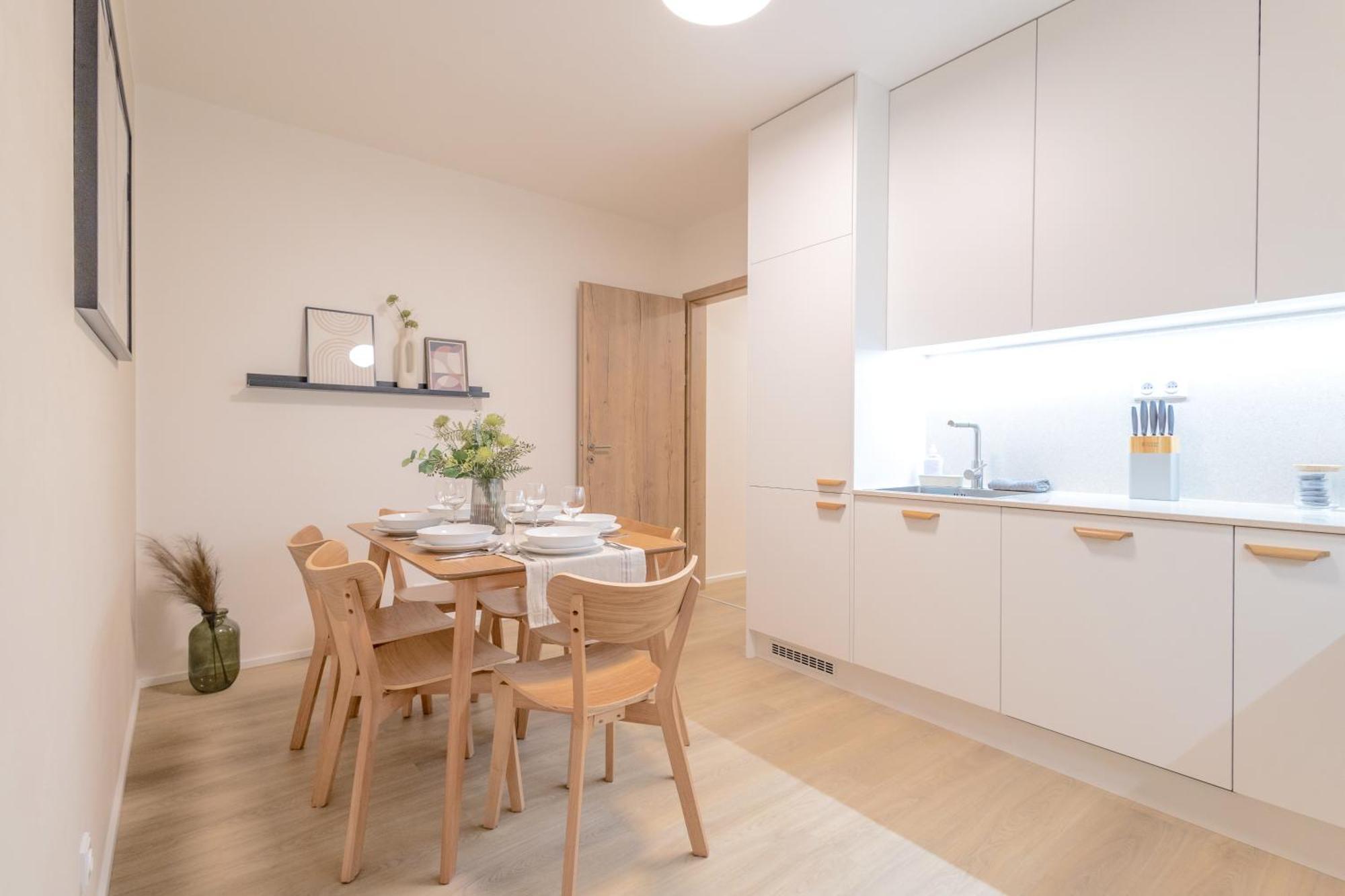 Appartamento Bright 2br - 7th Floor, Balcony, Free Parking By Gravity