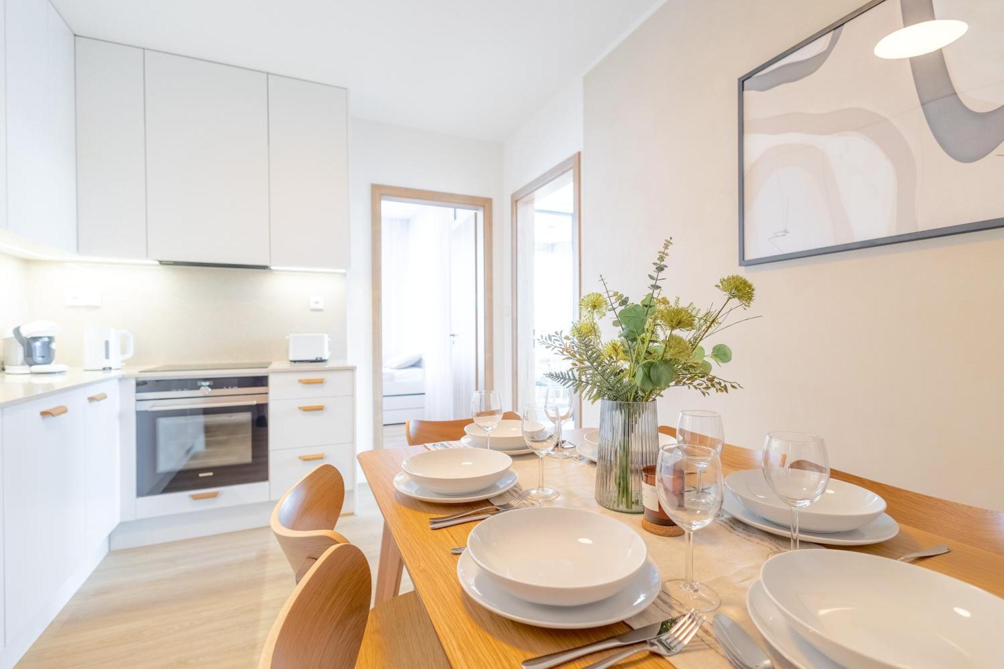 Appartamento Bright 2br - 7th Floor, Balcony, Free Parking By Gravity Praga