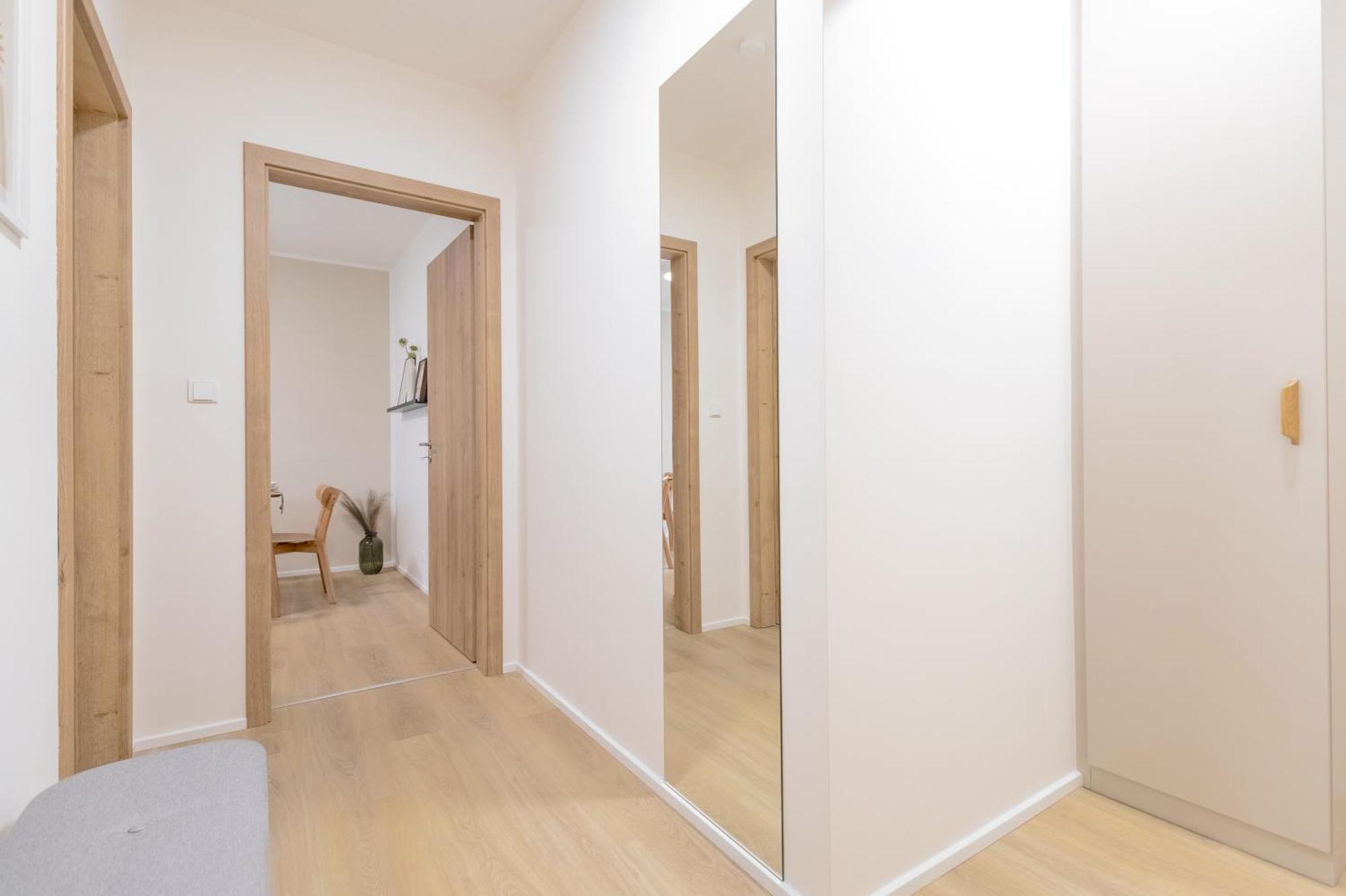 Appartamento Bright 2br - 7th Floor, Balcony, Free Parking By Gravity *